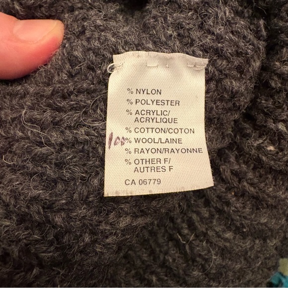 Nonia Newfoundland Handknits wool cable knit sweater fisherman’s style - Picture 11 of 11